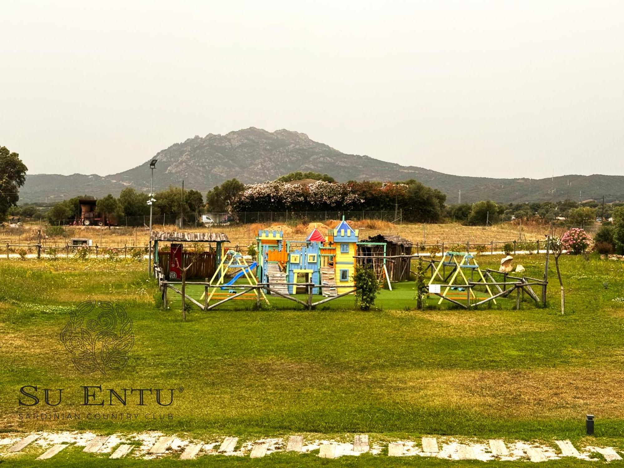 Su Entu Sardinian Country Club Hotel Olbia Eksteriør billede